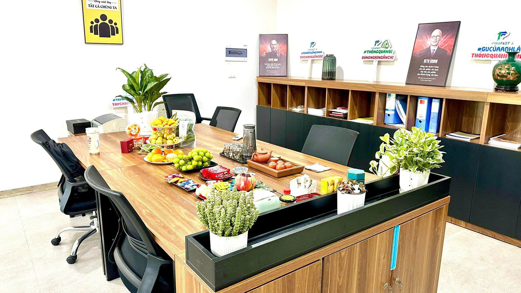 Hình ảnh văn phòng công ty Logistics Vinafast